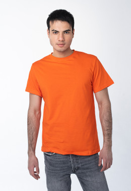 Оранжевая мужская футболка Оранжевая мужская футболка