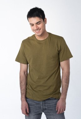 Горчичная мужская футболка